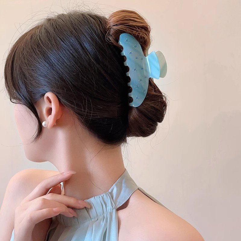 Summer blue hair clip, women's high-end feeling, 2024 new model, back of the head disc hair artifact, shark clip hair accessory, headwear