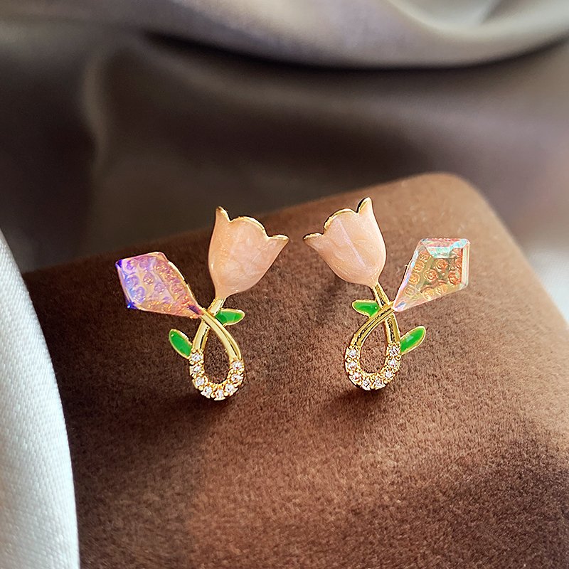 Tulip earrings, women's light luxury high-end earrings, 2024 new popular, niche and unique earrings suitable for summer