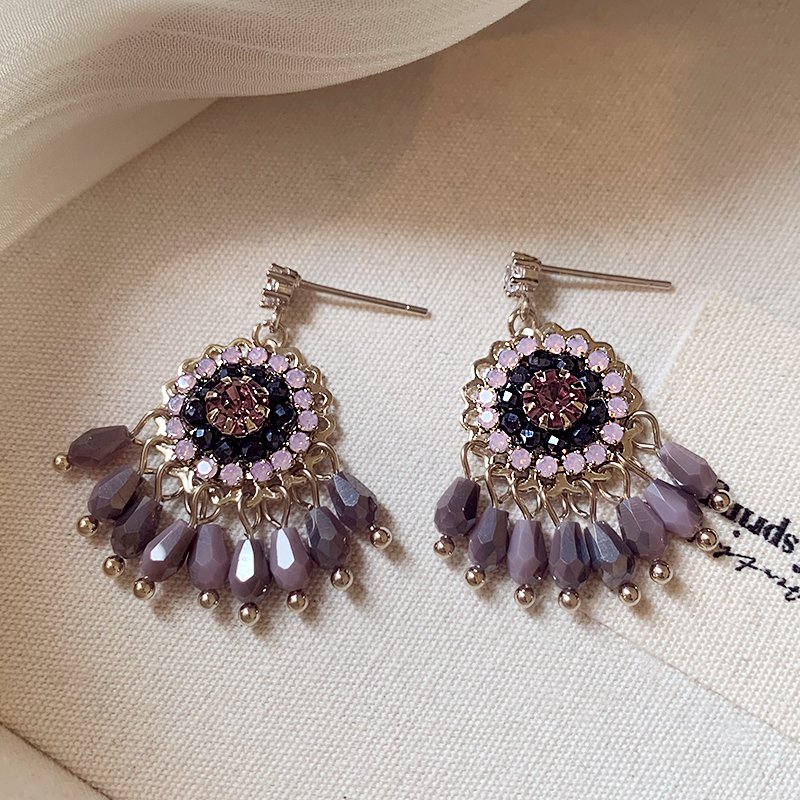 Unique tassel earrings for women 2024 new popular item, high-end ethnic style summer earrings, women's atmospheric temperament earrings