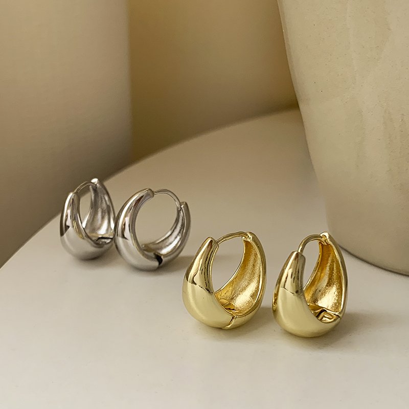 Water droplet plain ring earrings for women with a light luxury and high-end feel, unique earrings, 2024 new popular gold temperament earrings, earrings