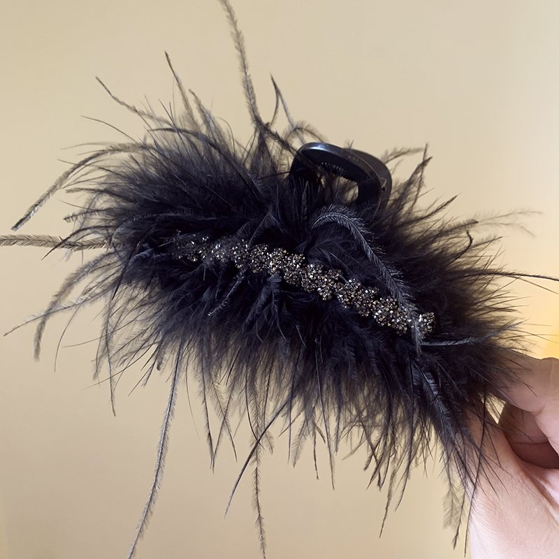 Wheat Feather Grab Clip Female Ostrich Hair Shark Clip Hair Accessory 2024 New Back of Head Disc Hair Accessory