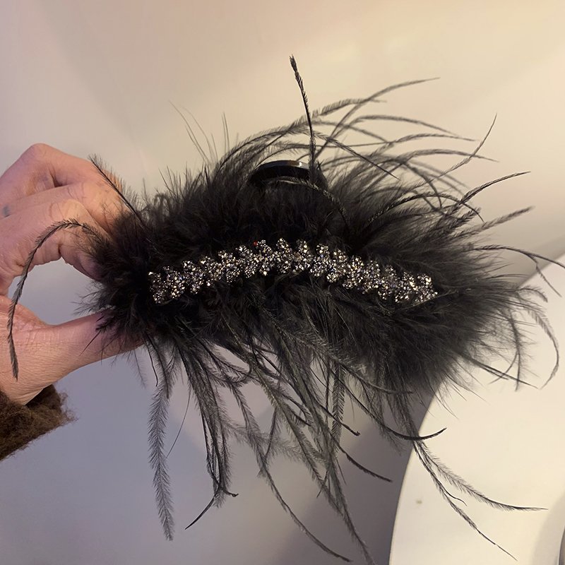 Wheat Feather Grab Clip Female Ostrich Hair Shark Clip Hair Accessory 2024 New Back of Head Disc Hair Accessory