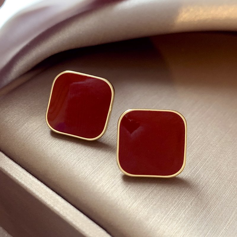 Wine red square earrings, women's light luxury unique earrings, 2024 new popular high-end temperament earrings