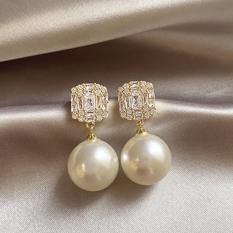 Zircon Pearl Earrings 2024 New Explosive Style Earrings Unique Premium Light Luxury Earrings for Women