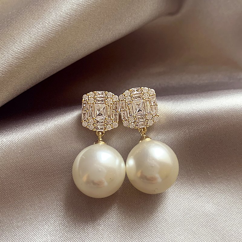 Zircon Pearl Earrings 2024 New Explosive Style Earrings Unique Premium Light Luxury Earrings for Women