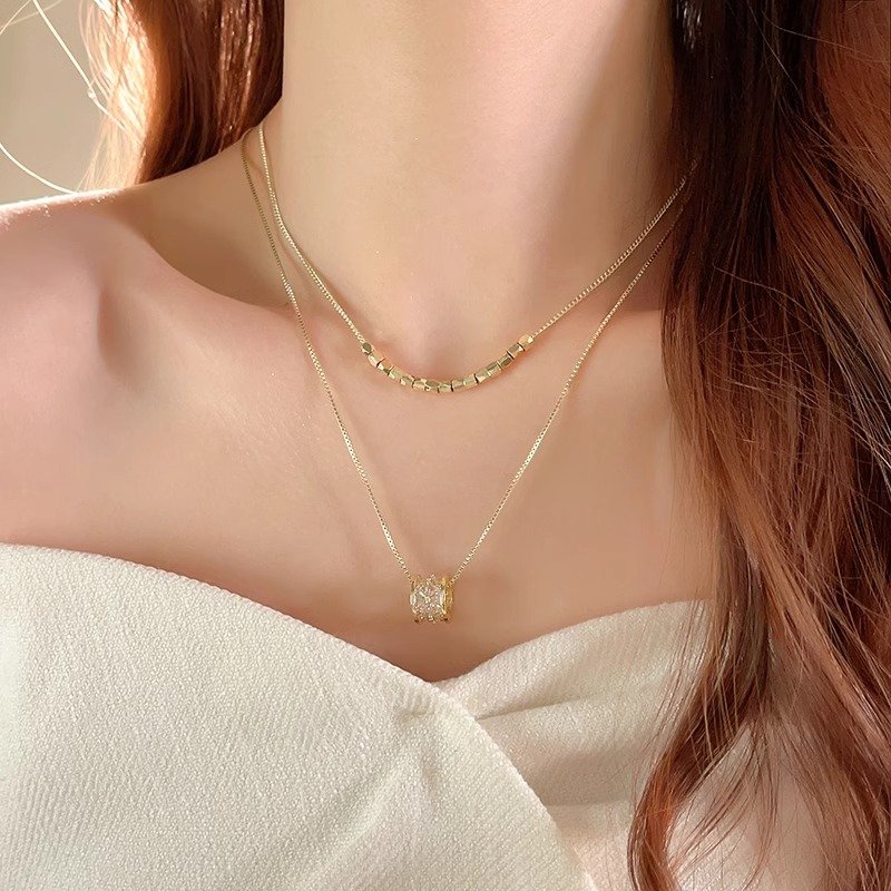 Zircon double-layer layered necklace for women 2024 new popular item collarbone necklace with high-end feel, light luxury, niche exquisite accessories