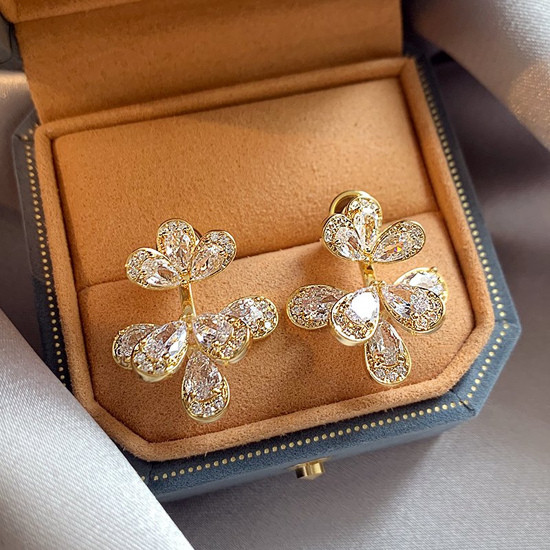 Zircon flower earrings for women, light luxury and high-end earrings, 2024 new popular item, niche unique temperament earrings, earrings and accessories