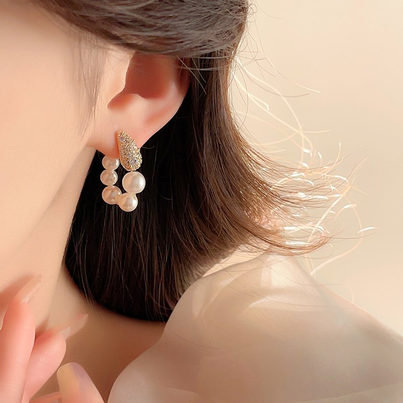 Zircon pearl earrings for women, light luxury, high-end, niche ear buckle 2024 new explosive style earrings, unique earrings