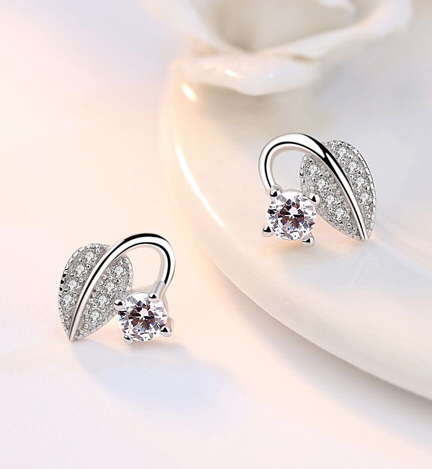 S925 Silver Ear Nail Women's New Trendy Style Internet Celebrity Earrings Simple Cold Style Small Anti Allergy Popular Ear Accessories