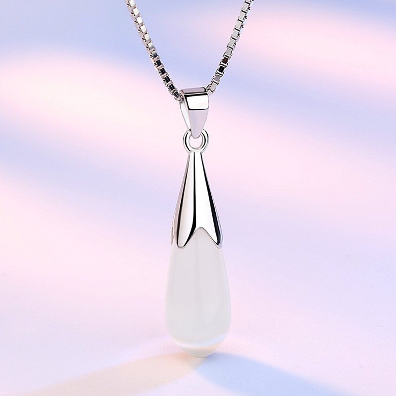 S925 Silver Water Drop Cat Eye Stone Pendant for Women, Simple and Non Fading Anti Allergy Clavicle Necklace, Personalized and Popular First Accessory