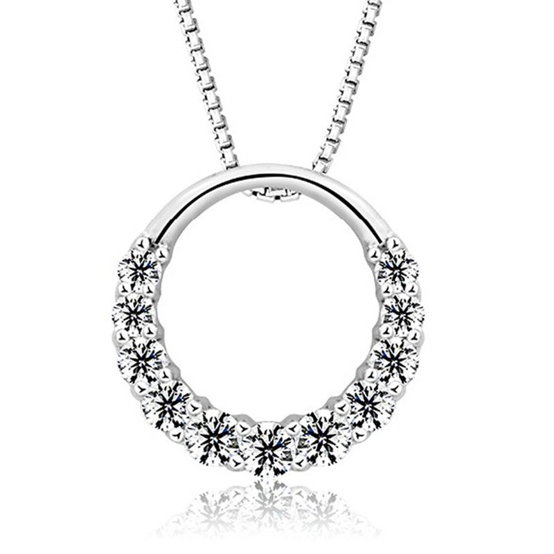 S925 silver circle pendant women's fashionable short collarbone necklace, anti allergic and non fading, simple and popular first accessory