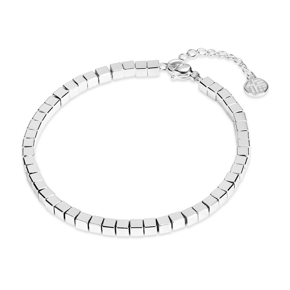 S925 sterling silver square bracelet for women's temperament, versatile bracelet that does not fade, personalized hand rope, new anti allergic accessory