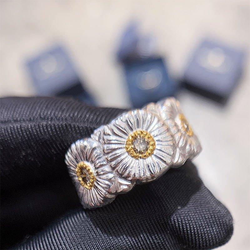 S925 Yinhua Youle 2022 Little Daisy Ring Quan Zhilong Same Style Adjustable Small Personality Male and Female Trending