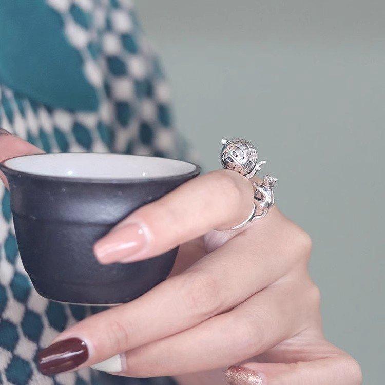 S925 silver antique style vintage hollowed out aromatherapy ball, cat ring, niche cute open mouth ring, women's sachet, fragrance pill