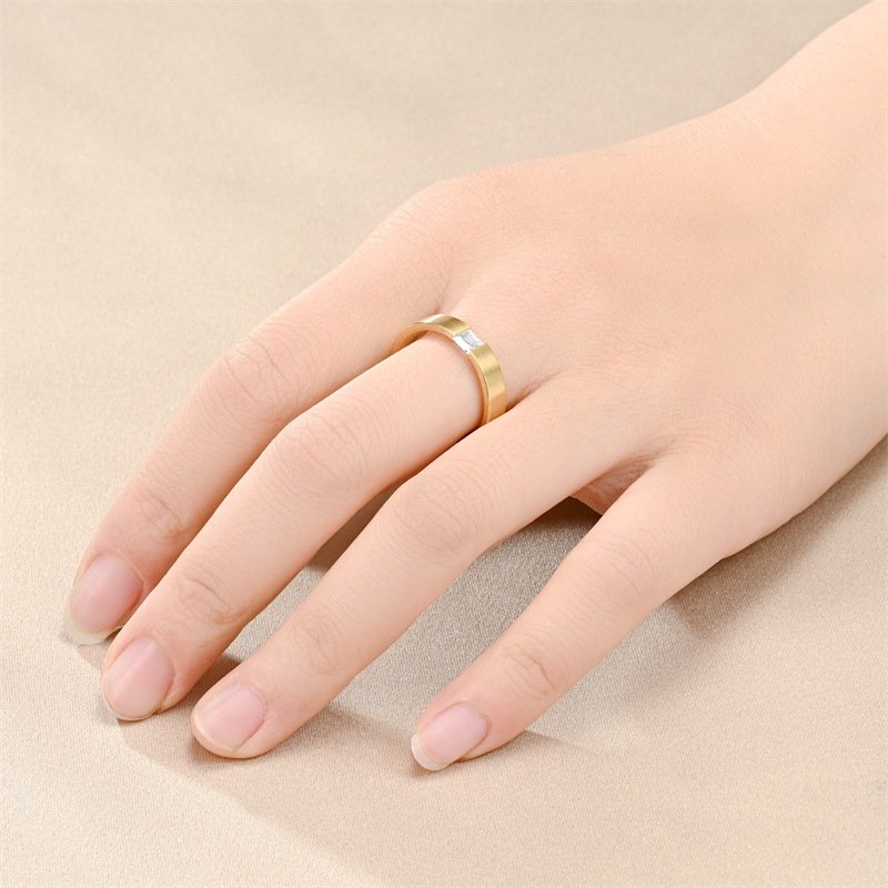 European and American fashion zircon titanium steel ring women's Korean version simple temperament couple's ring source