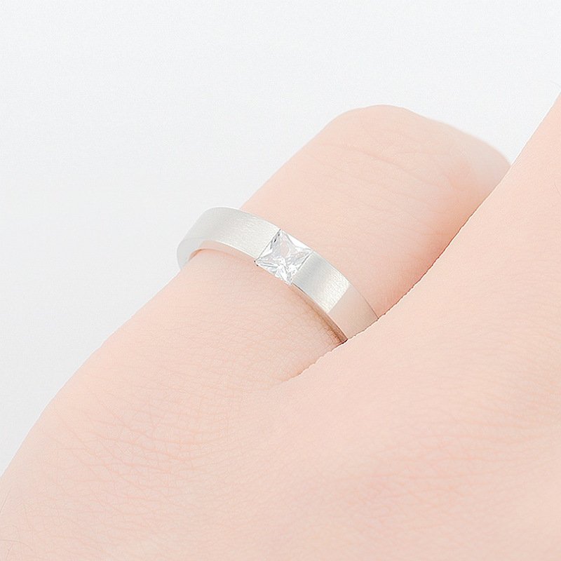 European and American fashion zircon titanium steel ring women's Korean version simple temperament couple's ring source