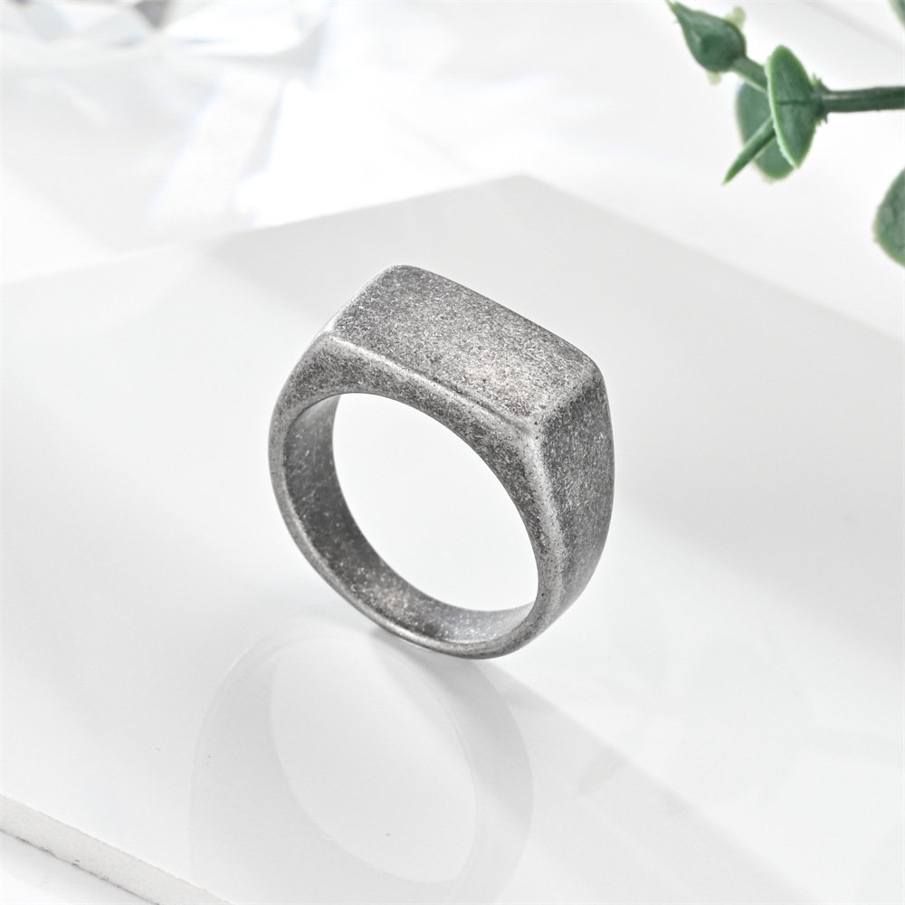 European and American men's simple, fashionable, personalized hip-hop rectangular smooth surface ring stainless steel ring