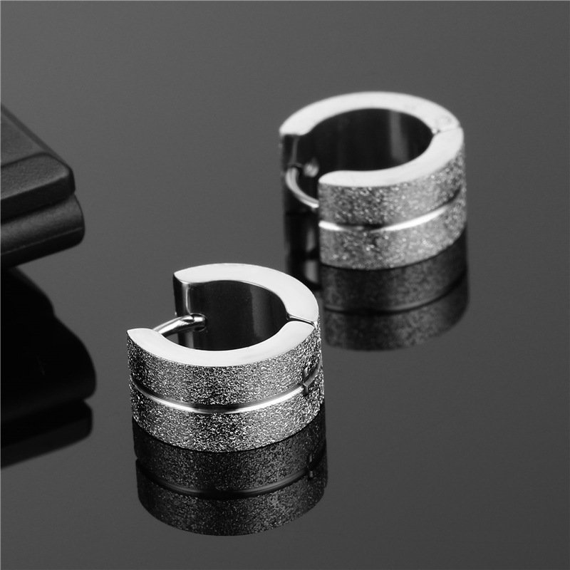 European and American titanium steel sandblasted frosted center line ear buckle circular earrings stud trendy men's Japanese, Korean, American fashion earrings earrings earrings