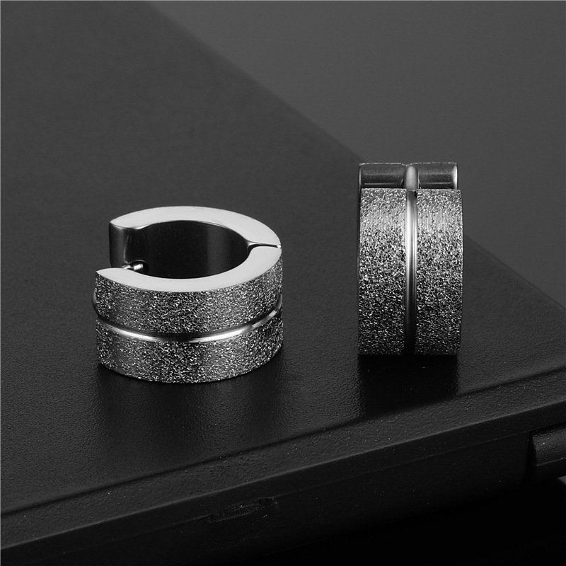 European and American titanium steel sandblasted frosted center line ear buckle circular earrings stud trendy men's Japanese, Korean, American fashion earrings earrings earrings