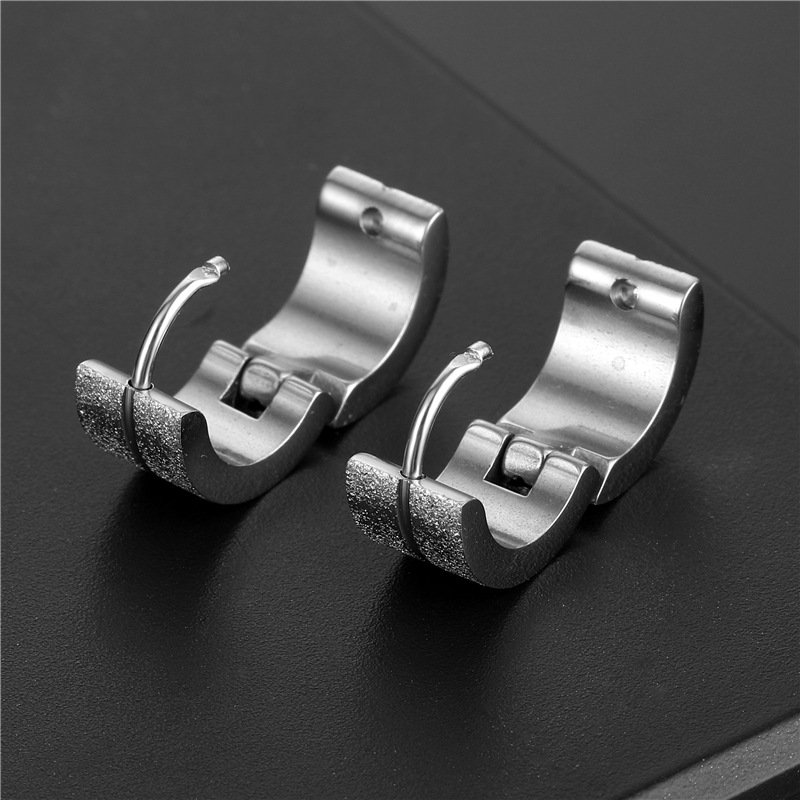 European and American titanium steel sandblasted frosted center line ear buckle circular earrings stud trendy men's Japanese, Korean, American fashion earrings earrings earrings