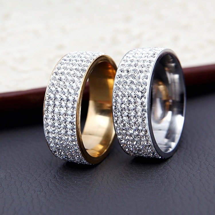 Explosive factory source of five row diamond rings, European and American fashionable stainless steel couple rings, jewelry