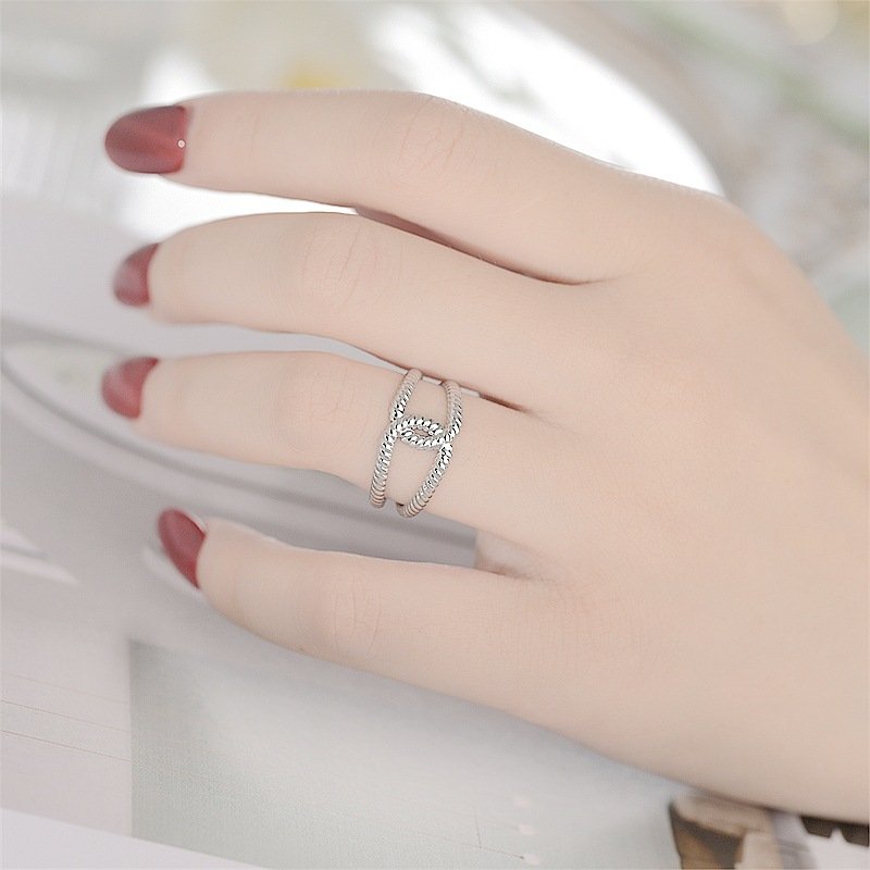 Explosive open titanium steel ring, trendy men and women, European and American retro style, stainless steel couple ring jewelry