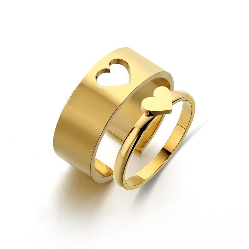 Fashionable couple pairing ring, heart-shaped butterfly stainless steel jewelry ring, personalized peach heart titanium steel ring, directly supplied by the manufacturer