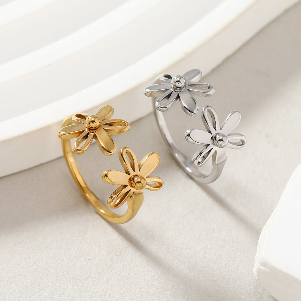 Fashionable titanium steel ring, niche and high-end, double-layer flower opening adjustable ring, stainless steel decoration