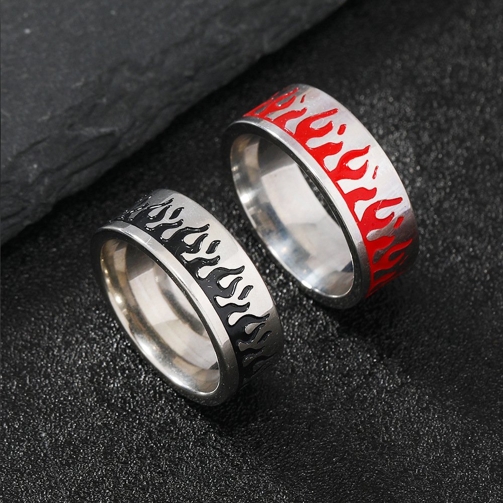 Fashionable titanium steel ring with corrosion, oil coating, flame pattern that does not fade, men's stainless steel hand jewelry