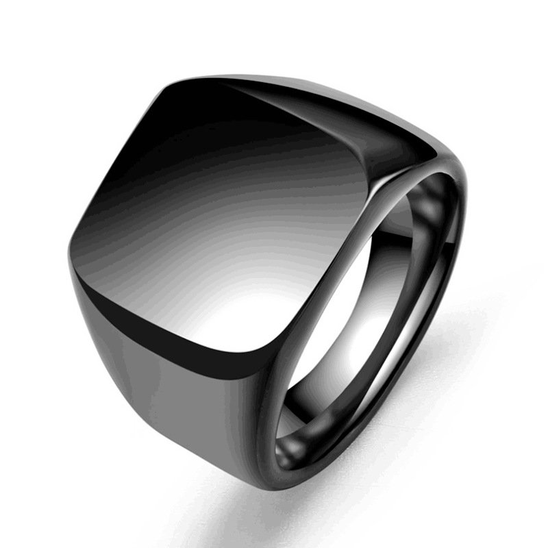 Hot selling accessories, European and American personalized titanium steel ring, men's retro stainless steel plain face ring