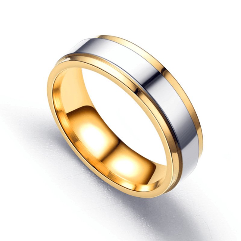 Hot selling gold dual tone titanium steel couple ring, European and American niche stainless steel smooth surface ring jewelry