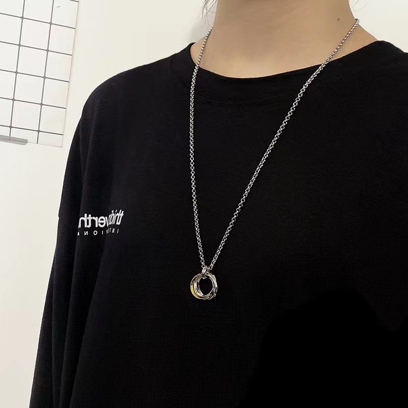 Hot selling stainless steel three ring necklace in Europe and America, simple and non fading men's hip-hop style titanium steel diamond inlaid pendant decoration