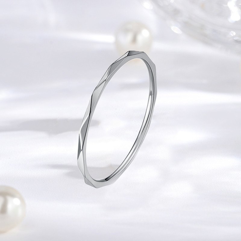 Japanese and Korean Fashion Minimally Plated Gold Ultra fine Diamond Plaque Ring Titanium Steel Ring Female Joint Index Finger Tail Ring