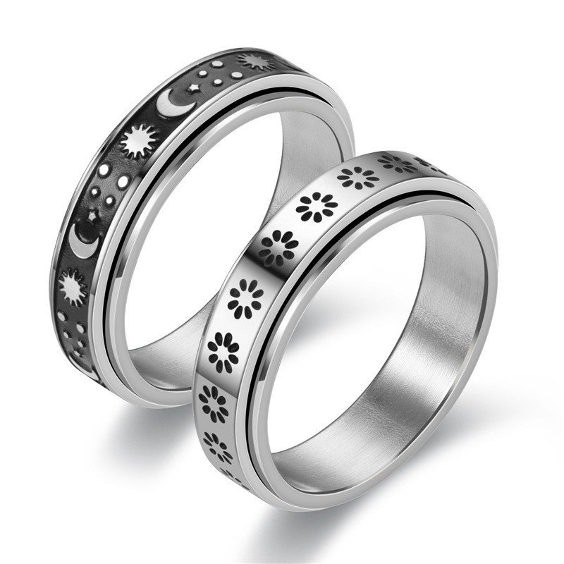 Japanese and Korean popular titanium steel rotating ring for men, European and American stars and moon flower stainless steel ring for women, couple ring