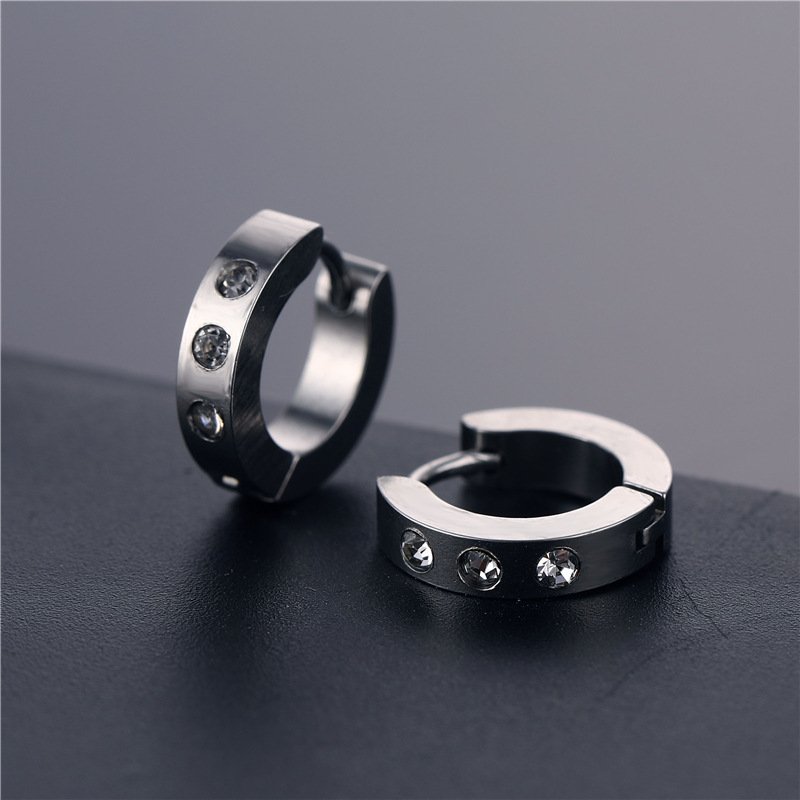 Korean style fashionable titanium steel round diamond inlaid earrings for men and women, stainless steel personalized rhinestone ear buckles, earrings accessories