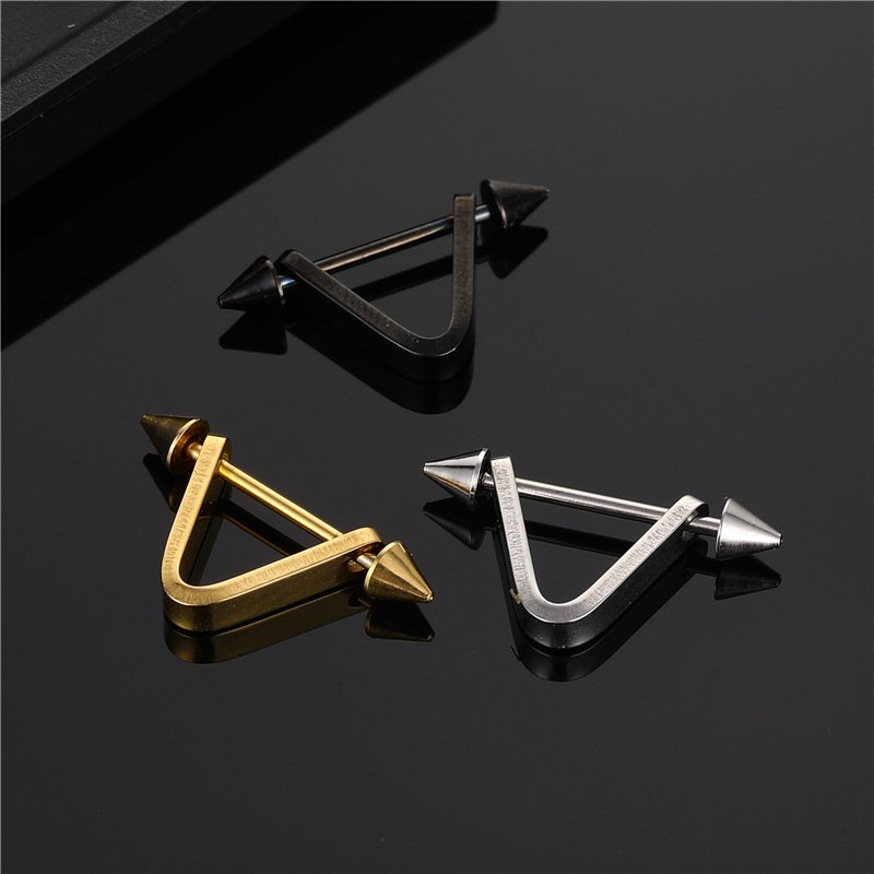 Korean version V-shaped ear buckle men's trendy earrings titanium steel simple personality triangle street Korean version ear rings punk earrings