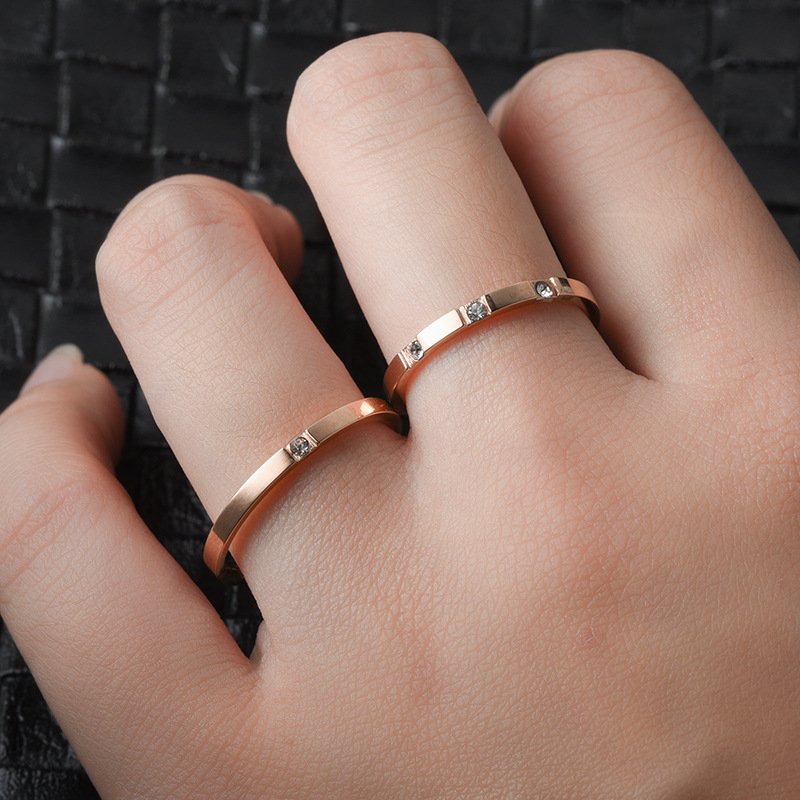 Korean version of niche titanium steel diamond studded ring for women, versatile and fashionable, non fading rose gold tail ring, joint ring