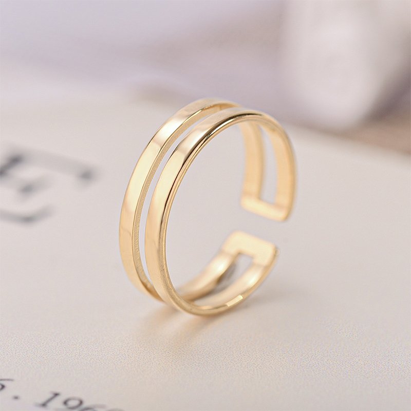 Minimalist plain titanium steel ring with a movable mouth for men, popular in Japan and South Korea, versatile stainless steel couple ring jewelry manufacturer