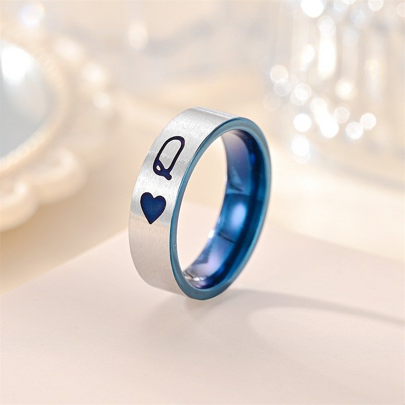 New Titanium Steel Couple Ring Poker K Q Valentine's Day Ring Hand Jewelry from Europe and America