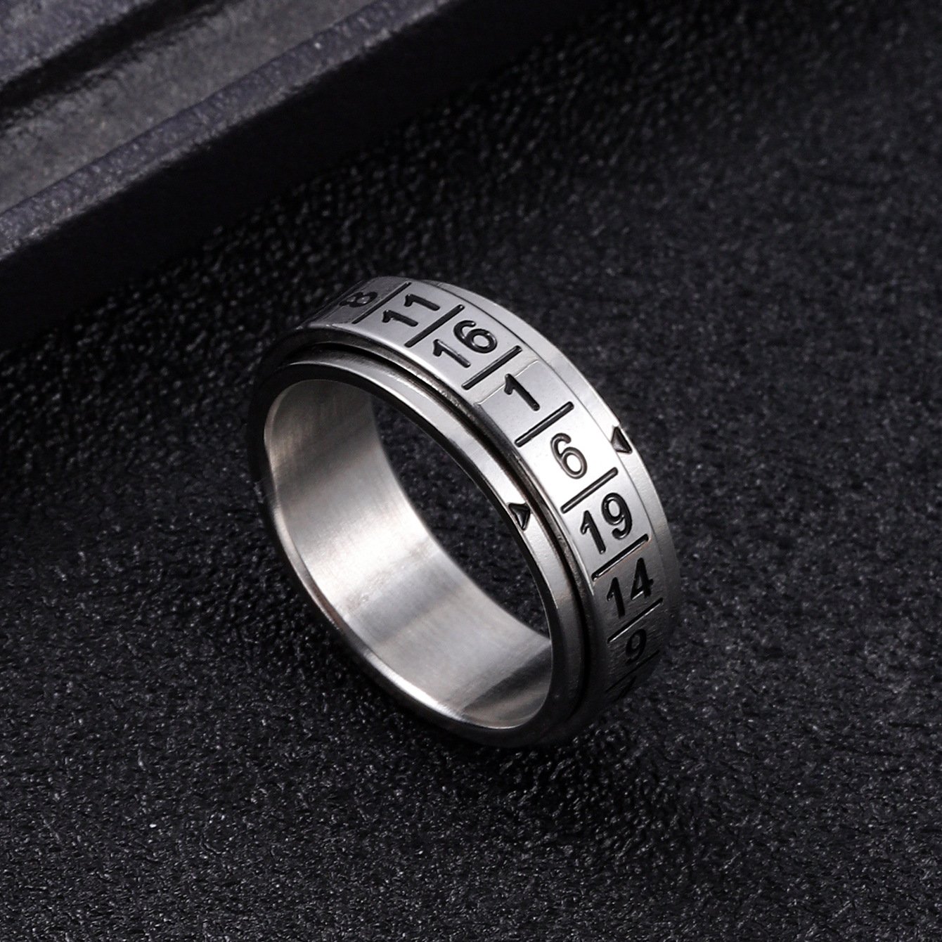 Simple and rotatable stainless steel digital ring, rotating Arabic character ring, titanium steel jewelry