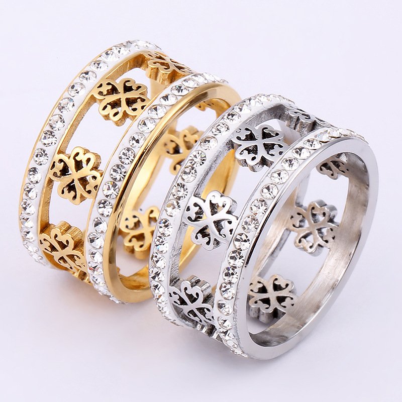 Source factory European and American style clover stainless steel jewelry, two rows of diamond inlaid diamond stainless steel titanium steel ring