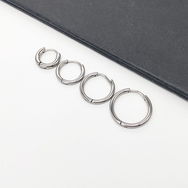 Titanium steel earrings for trendy men and women, small round earrings that do not fade, 1.6mm earrings, earrings, bone rings, gold, niche ear buckles