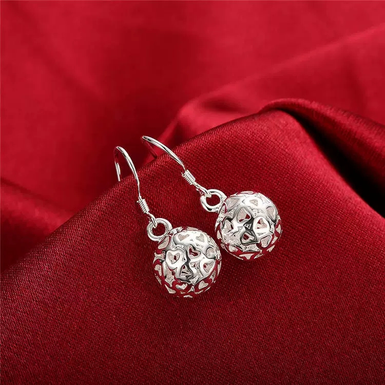 925 silver earrings, female hollow ball geometric earrings, fashionable and simple European and American foreign trade jewelry manufacturers