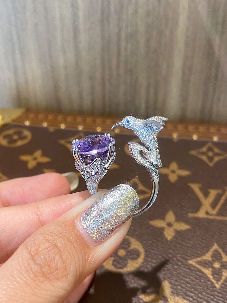 Luxurious and Elegant Diamond Simulation Santa Maria Sea Blue Treasure Hummingbird Ring High Dinning Color Treasure Open Women's Ring