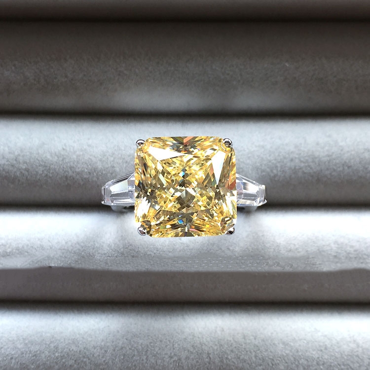 Dazzling and Radiant Simple Yellow Gemstone Ring