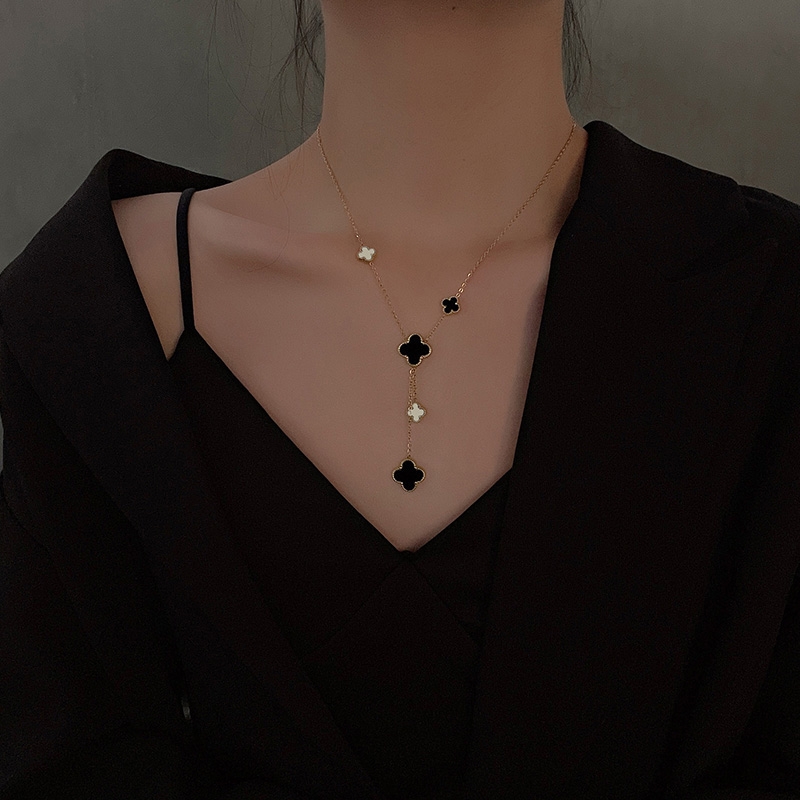 Classic double-sided clover titanium steel necklace collarbone chain