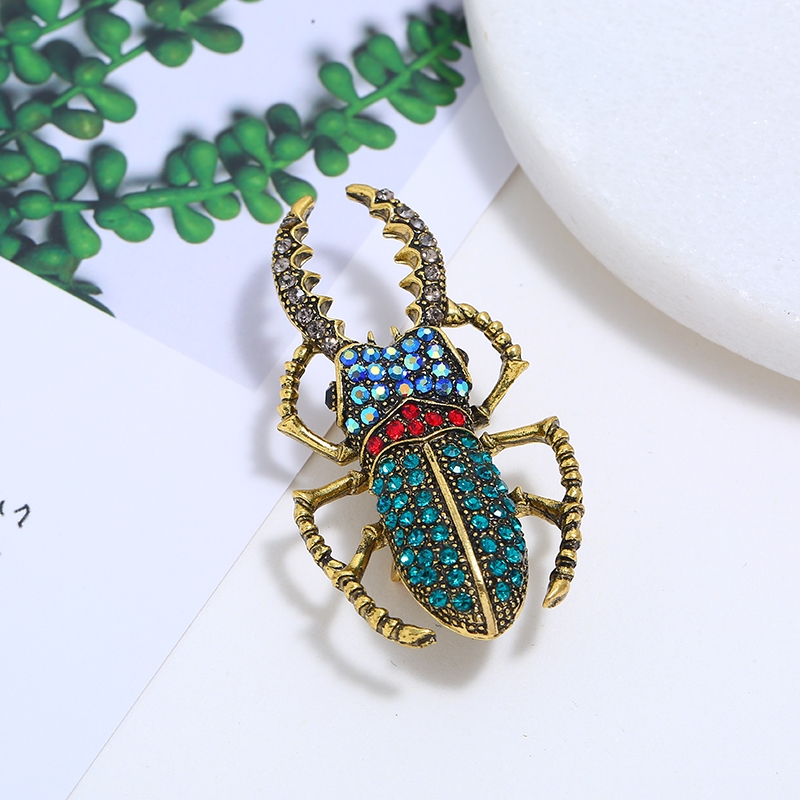 Original personalized insect animal water diamond brooch breast flower