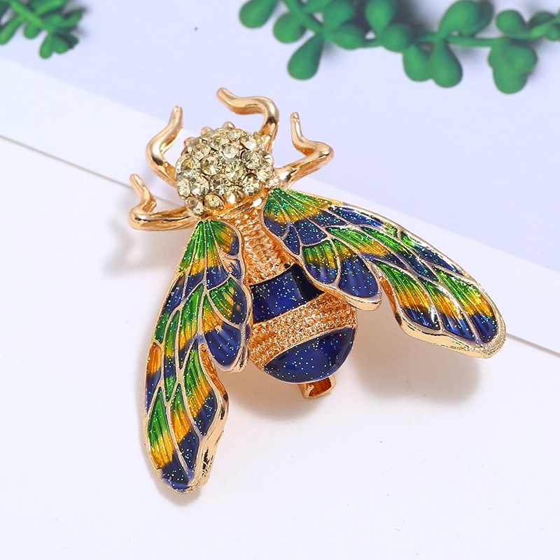 Original personalized insect animal water diamond brooch breast flower