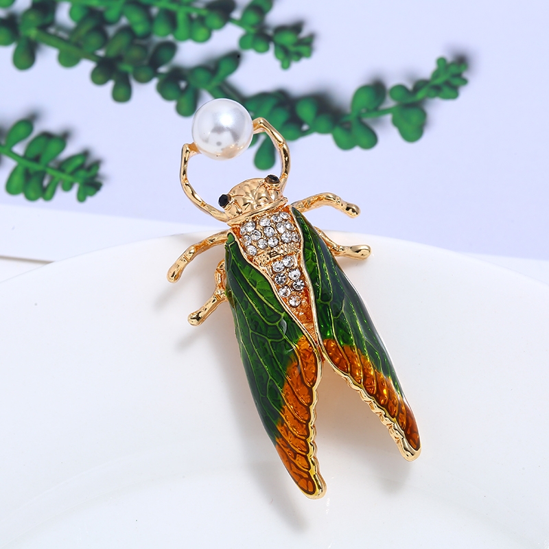 Original personalized insect animal water diamond brooch breast flower