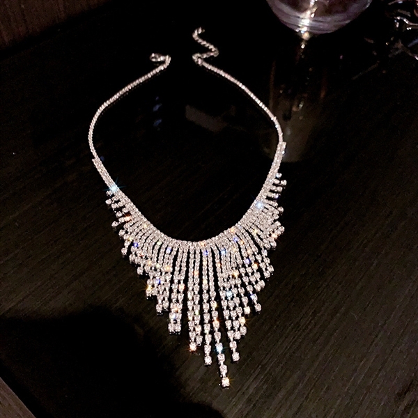 Sparkling and dazzling diamond studded banquet tassel necklace